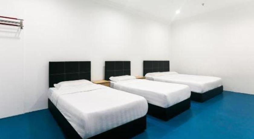 Spot On 89726 Capsule Inn Kota Kinabalu Eksteriør billede