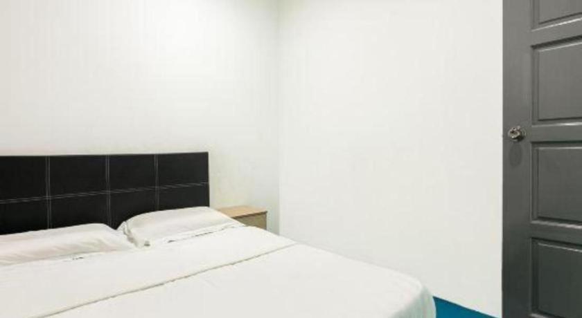Spot On 89726 Capsule Inn Kota Kinabalu Eksteriør billede
