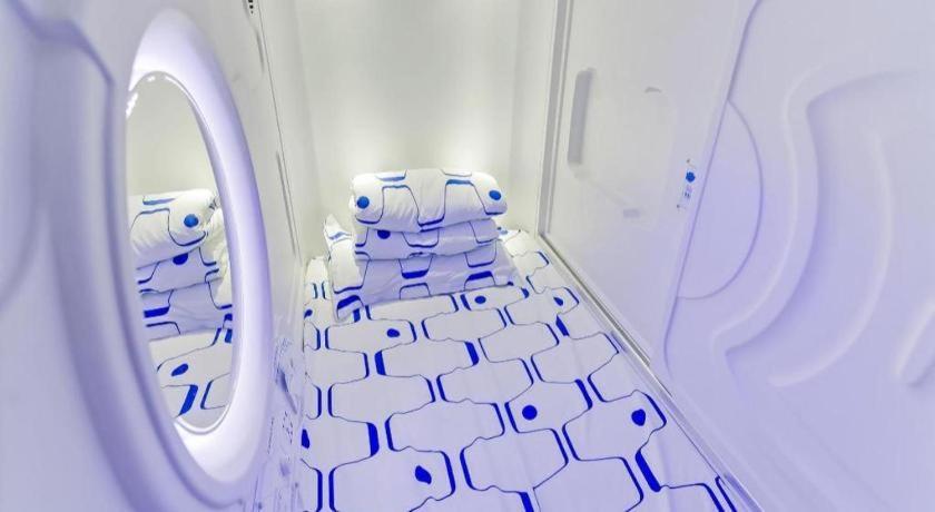 Spot On 89726 Capsule Inn Kota Kinabalu Eksteriør billede