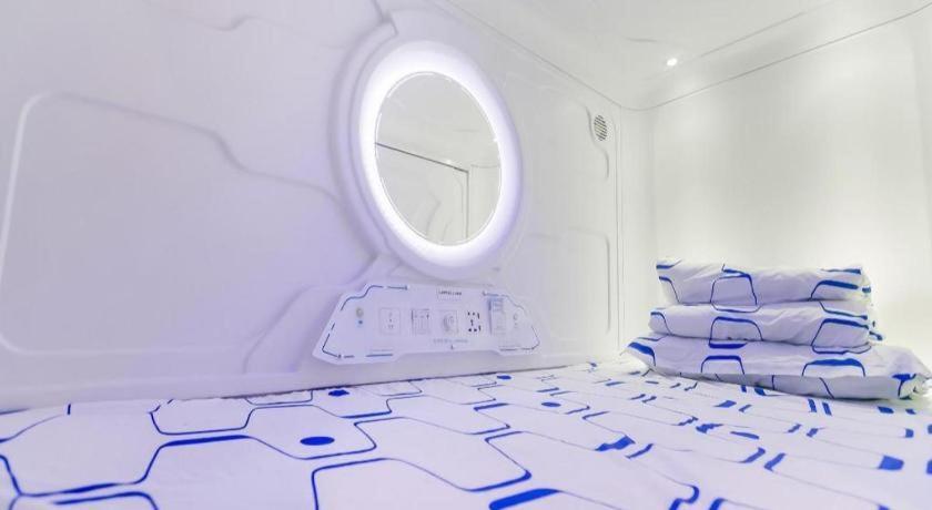 Spot On 89726 Capsule Inn Kota Kinabalu Eksteriør billede