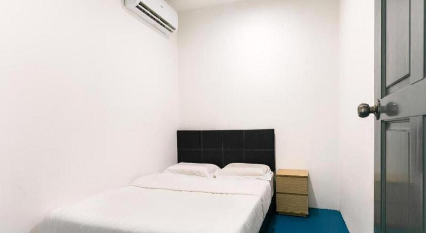 Spot On 89726 Capsule Inn Kota Kinabalu Eksteriør billede