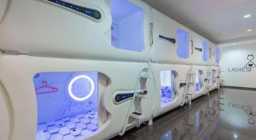 Spot On 89726 Capsule Inn Kota Kinabalu Eksteriør billede