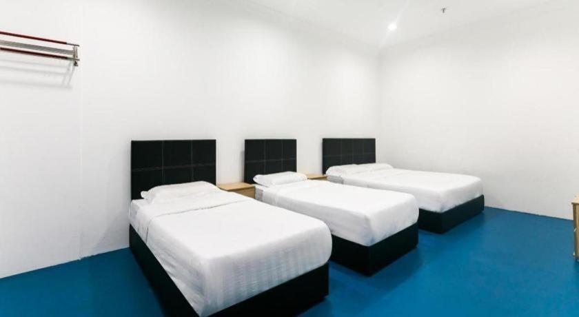 Spot On 89726 Capsule Inn Kota Kinabalu Eksteriør billede